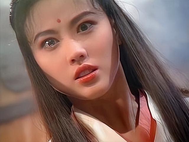 同样演“大姐大”，把雪迷宫练练和狂飙高叶放一起看，差距出来了