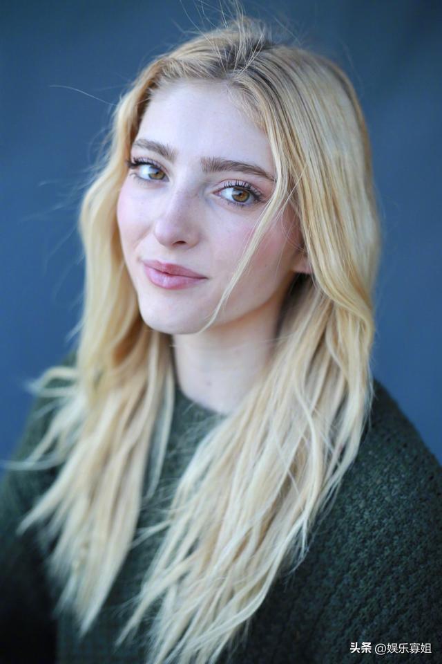 太帅了!《饥饿游戏》女演员薇洛·西尔德斯晒裸照反击黑客勒索