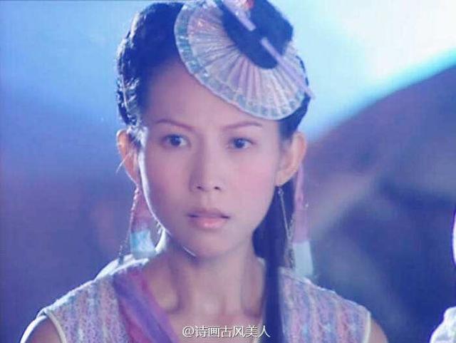 明明是同一个演员,可在续集里像换了张脸,令妃颜值前后变化好大