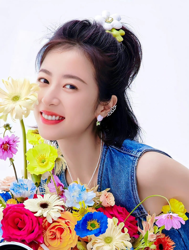 内娱10位热度最大的美女明星，来看看有没有你的女神吧？