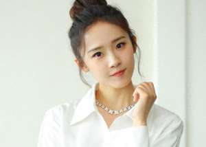 邢昭林(曾参加过快乐女声，与邢昭林火热，小火之后再次出演女主)