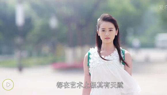 她是白衣校花也是老九门的丫头，昨晚领盒饭下线，网友：终于走了