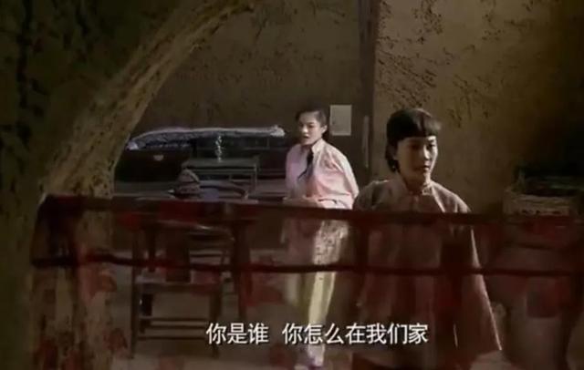 《铁梨花》美艳青楼女子嫁老汉做填房,却丧心病狂把丈夫关进地窖