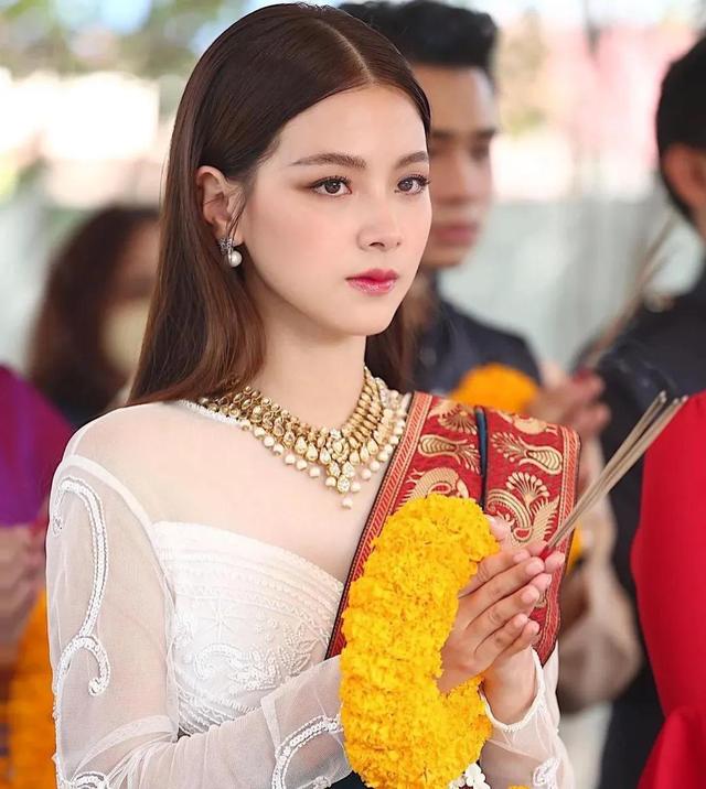 小水平采娜的性感写真