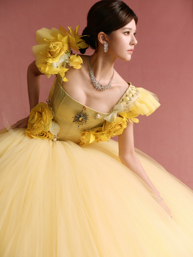 内娱10位热度最大的美女明星，来看看有没有你的女神吧？