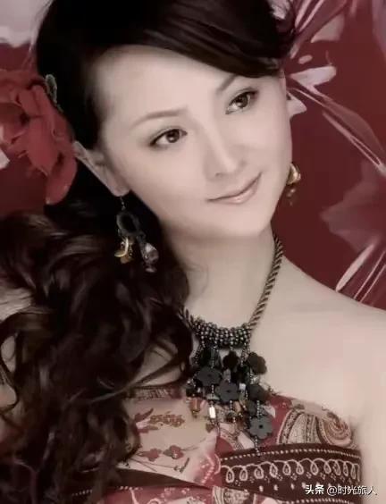 邓莎—每图分享