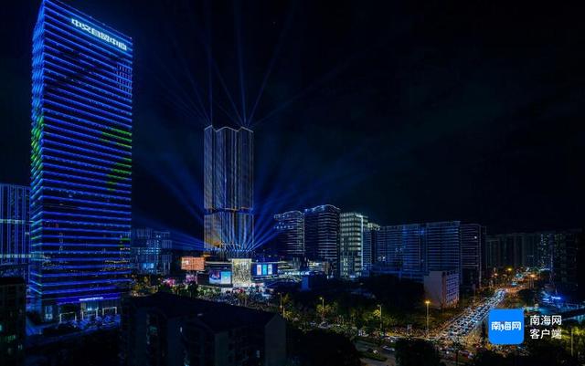 晓峰近距离｜回眸2024：在时光流转中感受影像的温度与力量