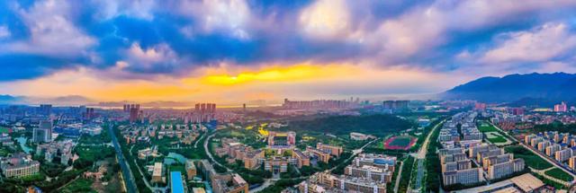 福建日报刊发“敏言”文章：三位一体，教育科技人才怎样同轨同向