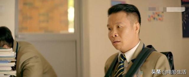 蹭周星驰热度？《新逃学威龙》卖情怀毁经典，一分都嫌高的烂片