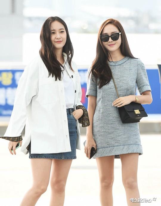 郑秀妍郑秀晶现身机场大走清纯风 飞赴美国拍摄姐妹真人秀