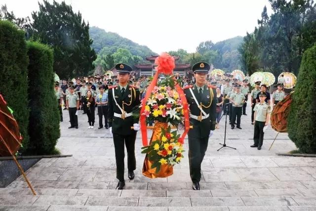 十年生死两茫茫!在天堂的嘉兴消防英雄 你们还好吗?