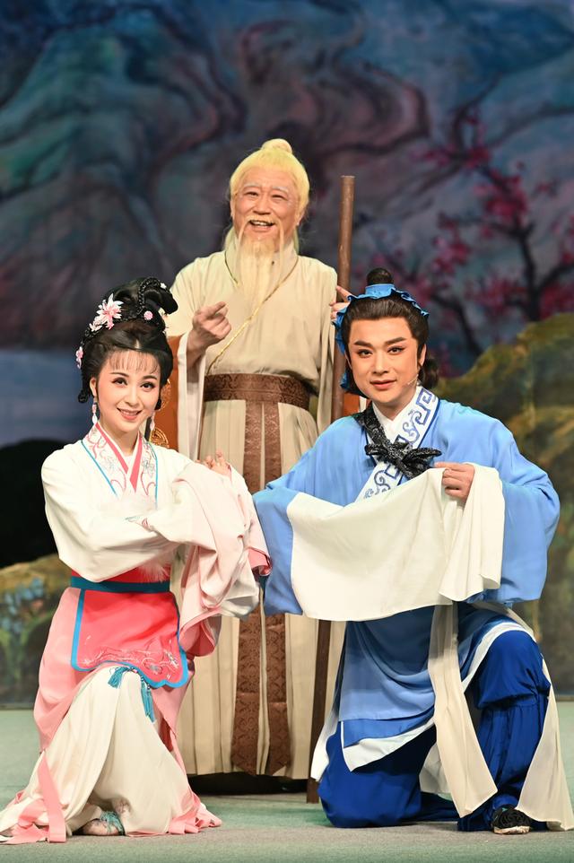 七仙女袁媛角逐“白玉兰”，明年电影《天仙配》开拍