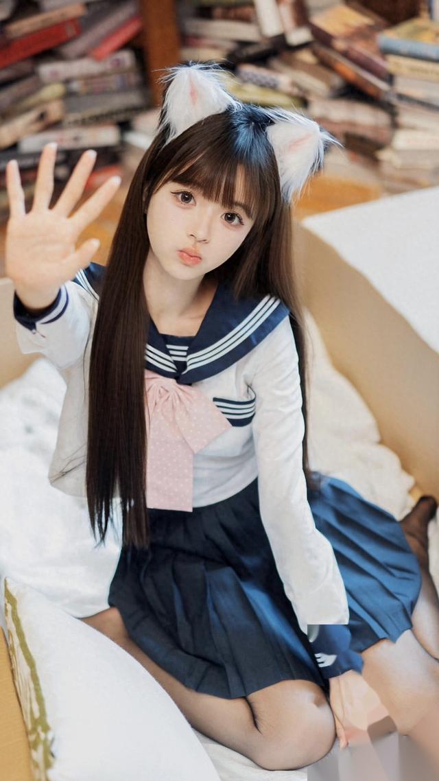 惟美之:抵挡不住的黑丝制服诱惑!