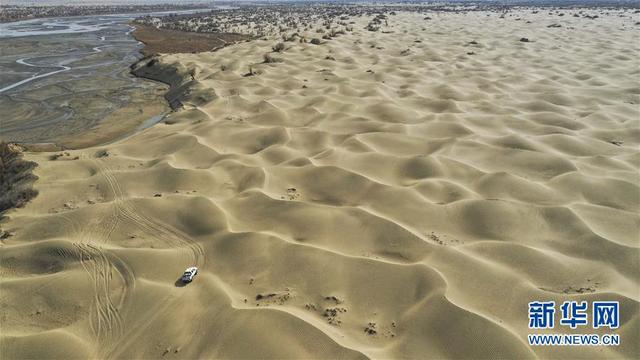 一步千年,“最后的沙漠部落”迁入新家园