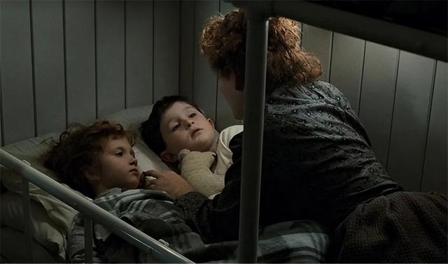 《泰坦尼克号》惨遭删减