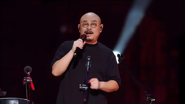 年度男神排行榜出炉了,周杰伦第4刘德华第2,第1是他,实至名归