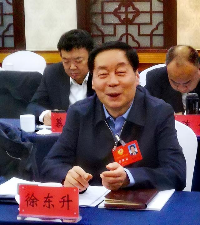 山外大党委书记徐东升、校长孙承武在省政协会议上积极履职建言