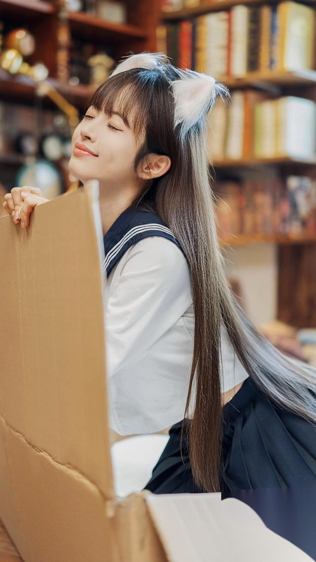 惟美之:抵挡不住的黑丝制服诱惑!