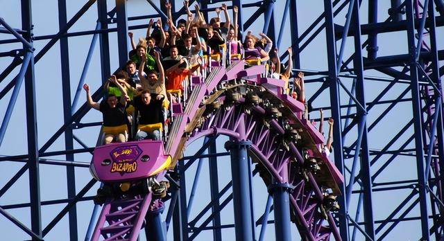 世界八大恐怖的游乐场事故有哪些？断头过山车，还有夺命大摆锤