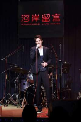 上瘾台版(邹宗翰化身「台版顾海」 杨铭威酒後《上瘾》了)