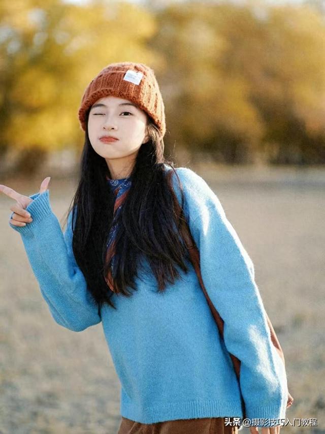 拍照时手不知道往哪放?7个手部拍照姿势,照片自然又好看