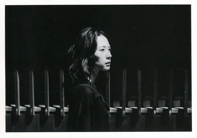 低调实力派女演员深津绘里:素面朝天亦难掩灵秀之气