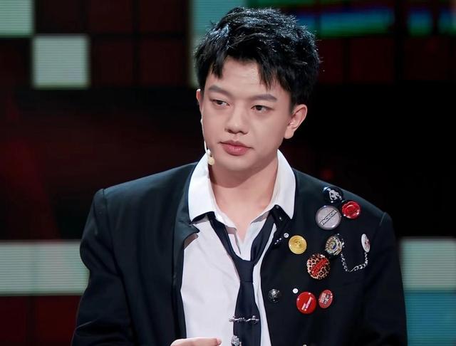 《脱友》总决赛,毛豆季军,呼兰185票获得第二,漫才兄弟夺冠