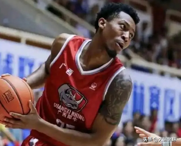 广东双杀广州收官！曝朱芳雨考虑引入NBA级摇摆人，杜锋总结表态