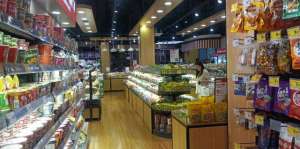 否否(“病态”的零食赛道)