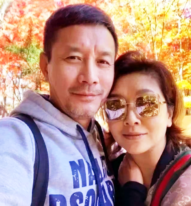 江珊离婚19年,婚事将近,前夫高曙光的人生状况怎样?