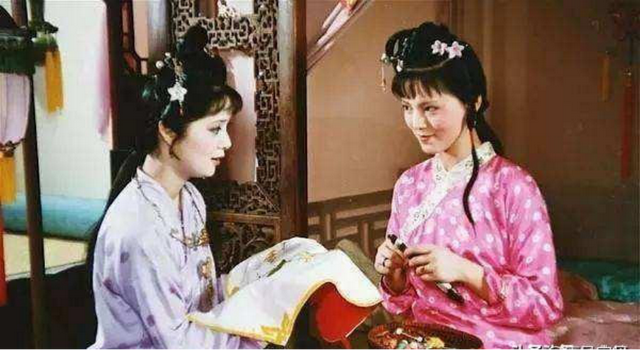 《红楼梦》人物 花袭人