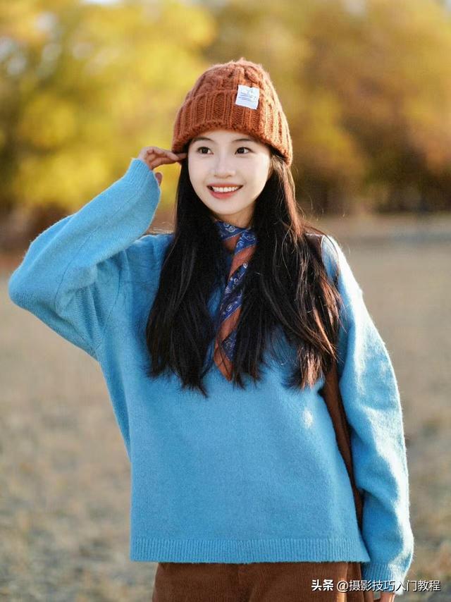 拍照时手不知道往哪放?7个手部拍照姿势,照片自然又好看