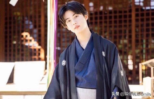 美得看不出真实性别！21岁男星男扮女装毫无违和感