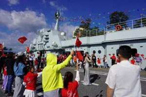 大连旅顺军港(大连旅顺口：百年军港国旗飘飘，为祖国唱响深情赞歌)