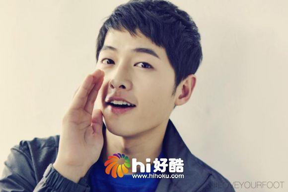 王凯吻戏多到要赶超胡歌了，靳东、祖峰、杨烁组团花式“撩妹”