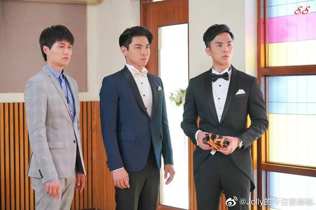 都2021年了，新版《十月初五的月光》还能写出这么尴尬的剧情？