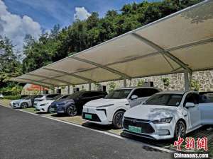 (碳路中国)海南推广新能源汽车:减碳路径上的“绿色车轮”