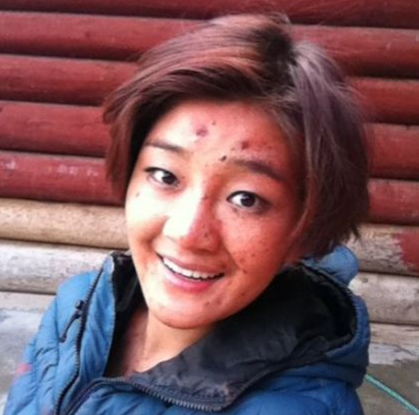 降央卓玛:母亲去世早,婚后连生三胎,婆婆把我当亲女儿疼爱