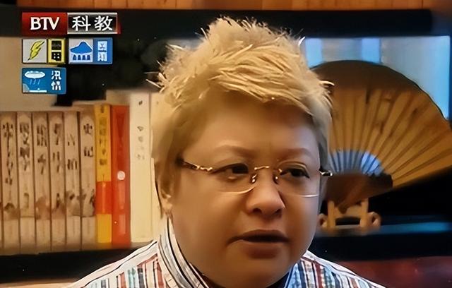 “藏”了30年,韩红的父母原来是家喻户晓的他们,难怪都不敢得罪