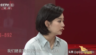 从央视消失,被誉为“董卿接班人”的李七月,如今走上了另一条路
