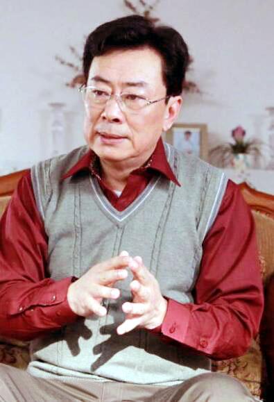 昔日“上影厂当家小生”王诗槐：离过婚，人生比电视剧还传奇