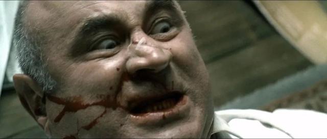 李连杰零片酬拍《狼犬丹尼》，因一张海报涉嫌辱华，内地无法公映