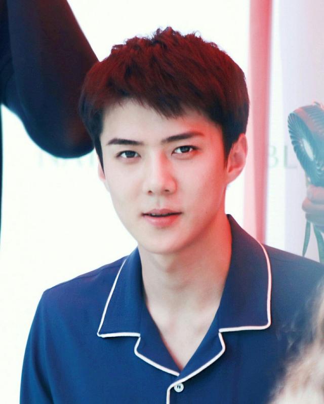 吴世勋从不用蓝牙耳机，因他不用“助听器”，26岁性格却像大爷