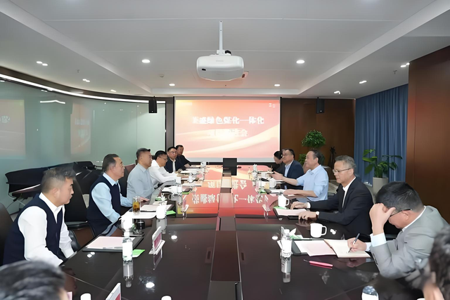 中国商业界黑马崛起,年入6126亿远超腾讯小米,他到底是什么来头