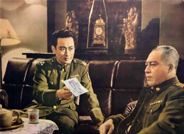 老电影《兵临城下》:《甲午风云》原班人马上阵,却被雪藏14年