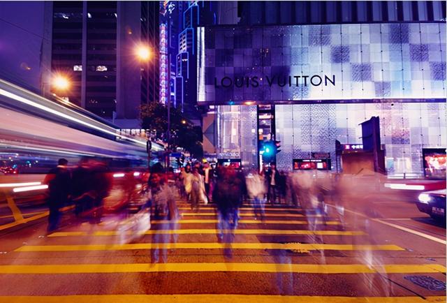 香港人生活中常用的「中英夹杂式粤语」,网民感叹:太神奇