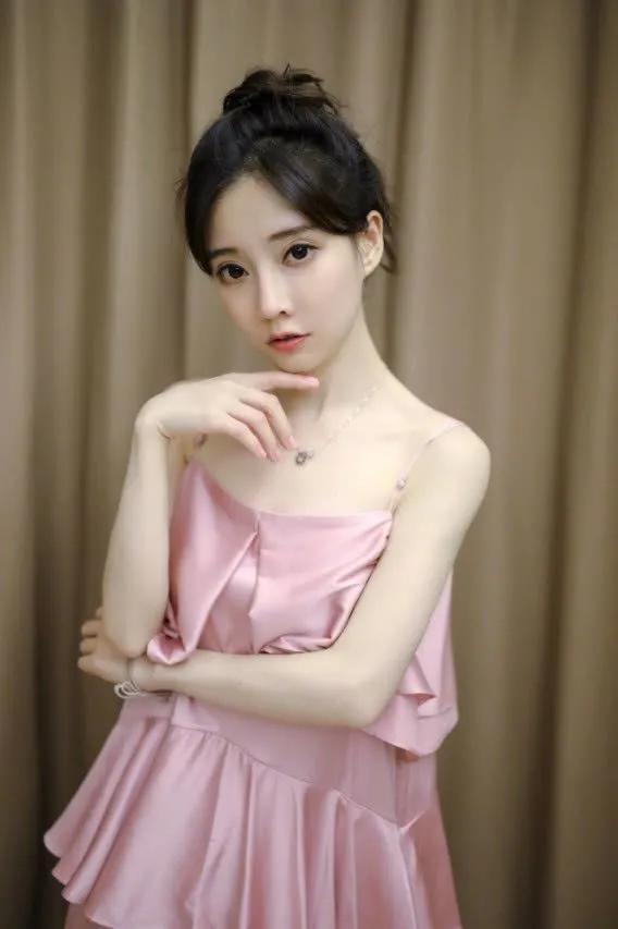 中日韩网红美女,一个比一个漂亮!