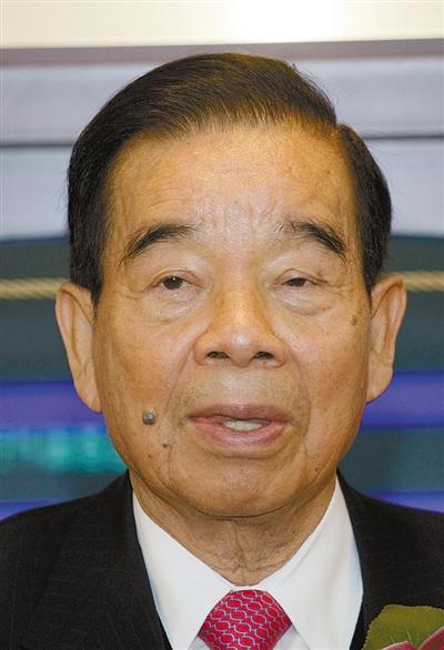 周大福掌门人郑裕彤:继承岳父产业,长子恋上刘銮雄昔日恋人