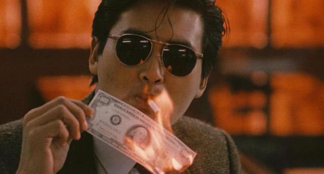 同为“香港之子”却终生无合作,这38年,成龙和周润发活得可真累