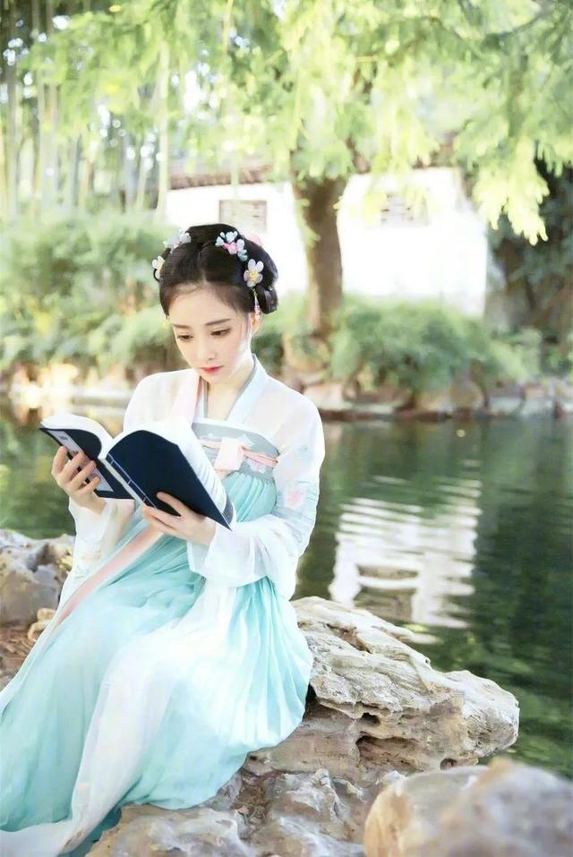 中日韩网红美女,一个比一个漂亮!